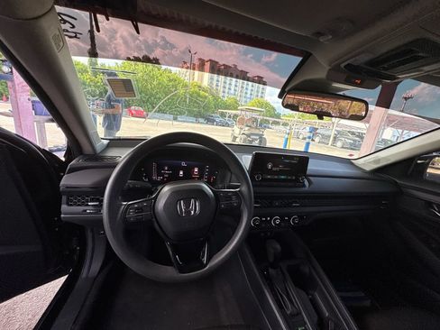Used 2024 Honda Accord EX image 9