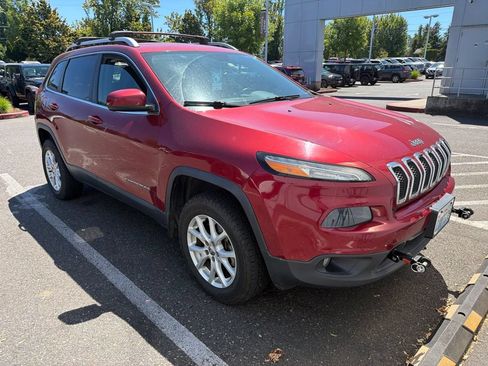 Used 2014 Jeep Cherokee Latitude w/ Comfort/Convenience Group AWD/4WD image 1
