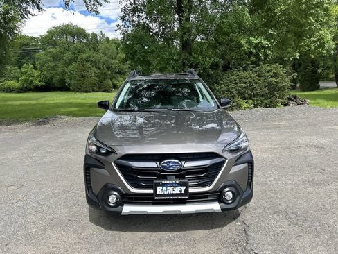Certified 2024 Subaru Outback Limited AWD/4WD image 3