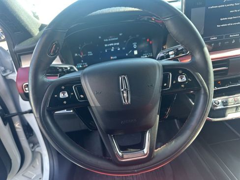 Used 2023 Lincoln Corsair Reserve w/ Equipment Group 201A image 19