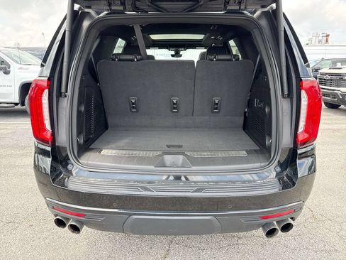 Used 2021 GMC Yukon Denali w/ Denali Premium Package AWD/4WD image 25