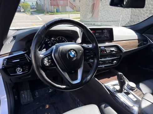 Used 2019 BMW 540i xDrive AWD/4WD image 22