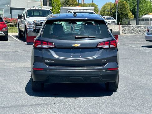 Used 2022 Chevrolet Equinox LS AWD/4WD image 6