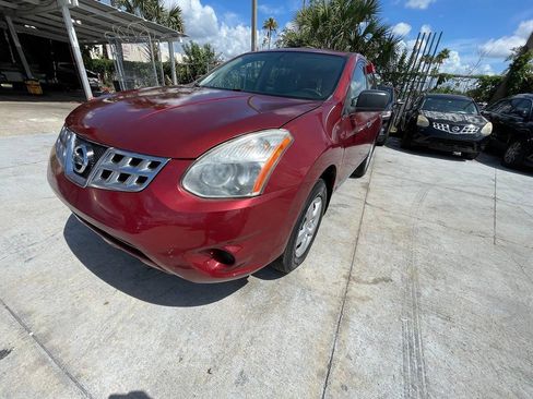 Used 2015 Nissan Rogue S FWD image 15