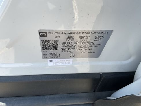 Used 2023 Chevrolet Equinox LS FWD image 27