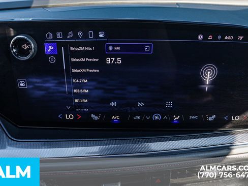 Used 2025 Chevrolet Suburban RST image 46