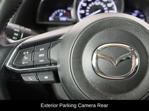 Used 2018 MAZDA MAZDA3 Touring image 8