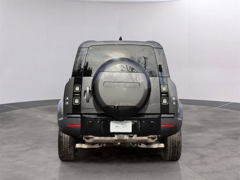 New 2026 Land Rover Defender 110 S image 6