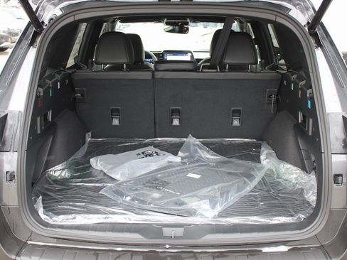 Used 2026 Subaru Outback Premium image 23