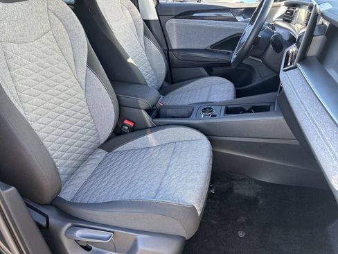 Certified 2026 Volkswagen Tiguan S FWD image 8