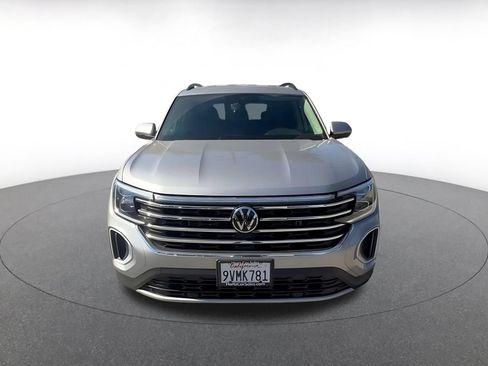 Used 2026 Volkswagen Atlas SE FWD image 3