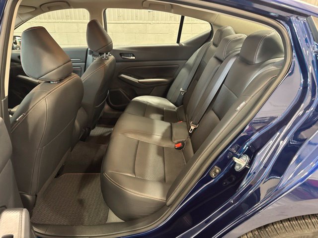 Used 2022 Nissan Altima 2.5 SR AWD/4WD image 11