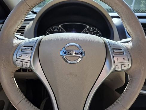 Used 2016 Nissan Altima 2.5 SL w/ 2.5 Technology Package FWD image 23