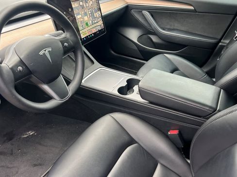 Used 2023 Tesla Model 3 Performance image 12
