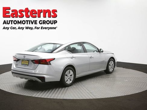 Used 2023 Nissan Altima 2.5 S image 40