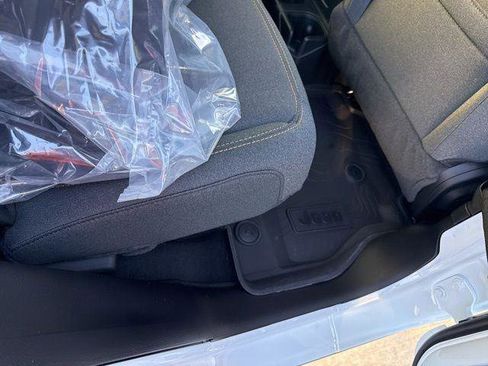 New 2026 Jeep Gladiator Willys AWD/4WD image 31