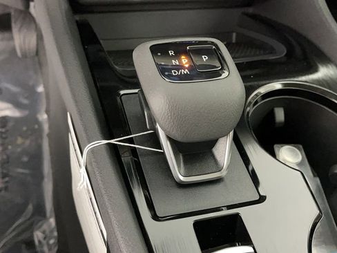 New 2025 Nissan Rogue SV image 18