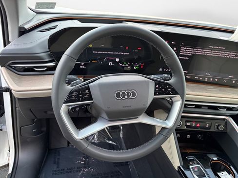 New 2025 Audi Q5 Premium Plus image 10
