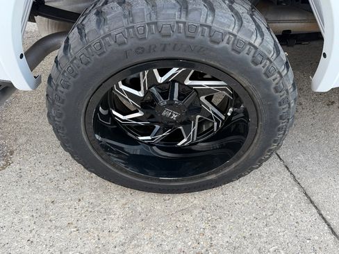 Used 2018 Ford F150 XLT w/ Equipment Group 302A Luxury image 15