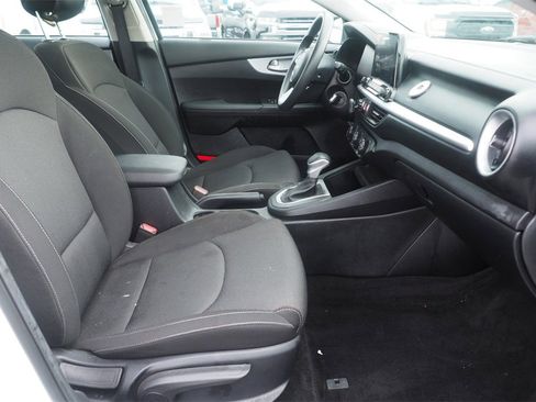 Used 2024 Kia Forte LXS image 22
