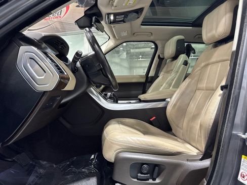 Used 2019 Land Rover Range Rover Sport HSE image 11