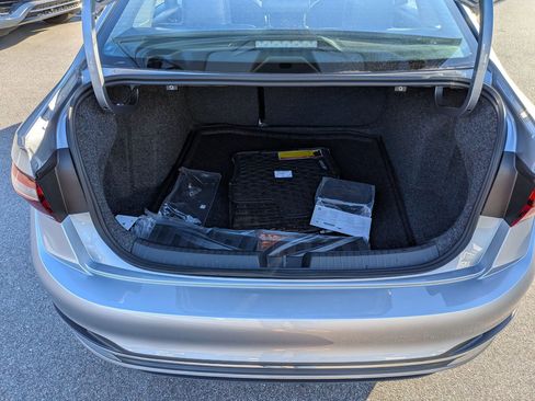 New 2026 Volkswagen Jetta SEL image 32