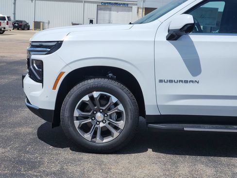 New 2026 Chevrolet Suburban LS RWD image 7