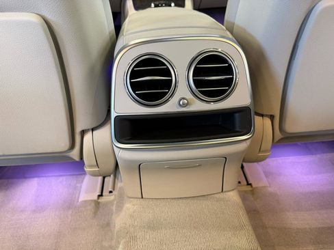 Used 2015 Mercedes-Benz S 550 4MATIC Sedan image 31