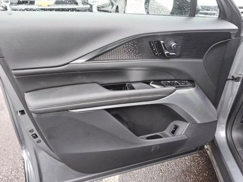 Used 2023 Cadillac Lyriq 2WD image 5