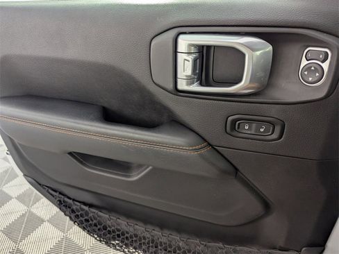 Certified 2021 Jeep Gladiator Mojave image 28