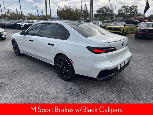 Used 2024 BMW 760i xDrive 760i xDrive w/ Executive Package image 10