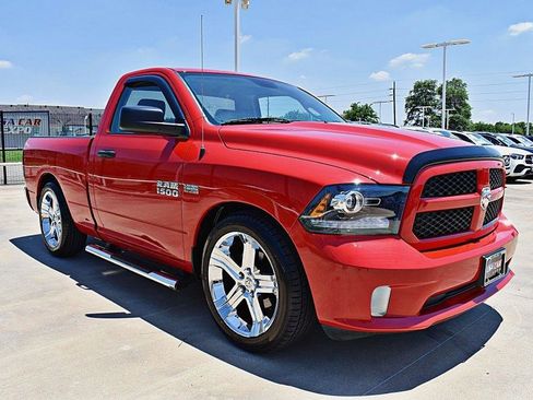 Used 2014 RAM 1500 Express RWD image 14