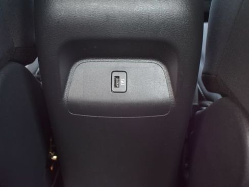 Used 2020 Nissan Sentra SV FWD image 30