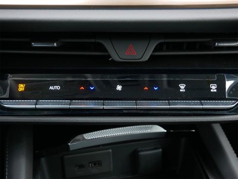 New 2026 Buick Envision Avenir image 11