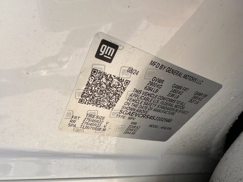 Certified 2025 Buick Enclave Avenir w/ Super Cruise Package image 16