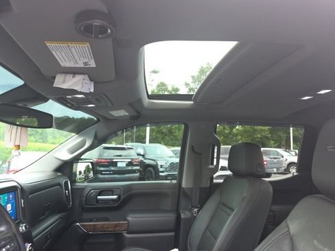 Used 2021 GMC Sierra 1500 Denali w/ Driver Alert Package II AWD/4WD image 11