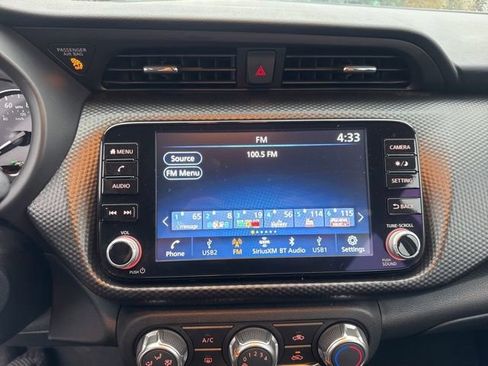 Used 2024 Nissan Kicks SV image 16