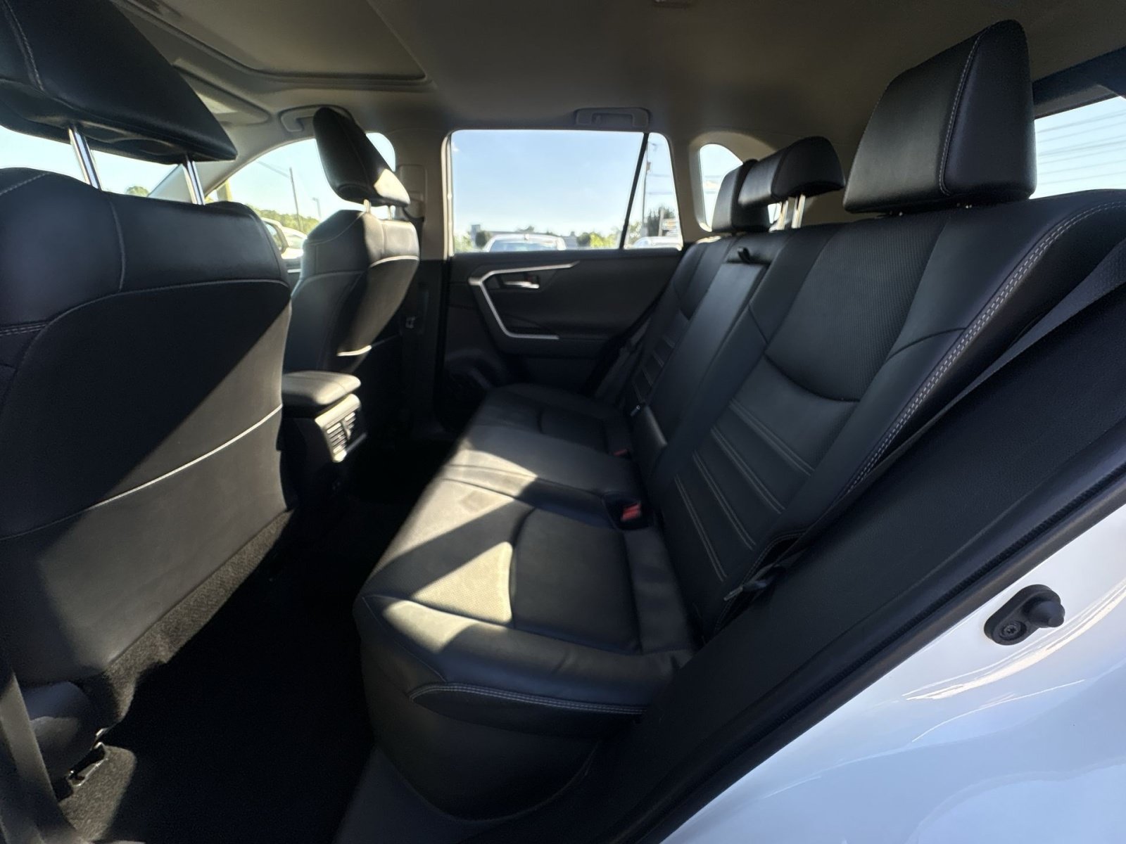 Used 2019 Toyota RAV4 Limited w/ Limited Grade Weather Package AWD/4WD image 25