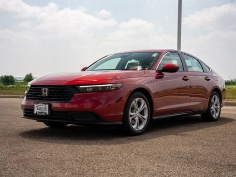 Used 2025 Honda Accord LX image 3