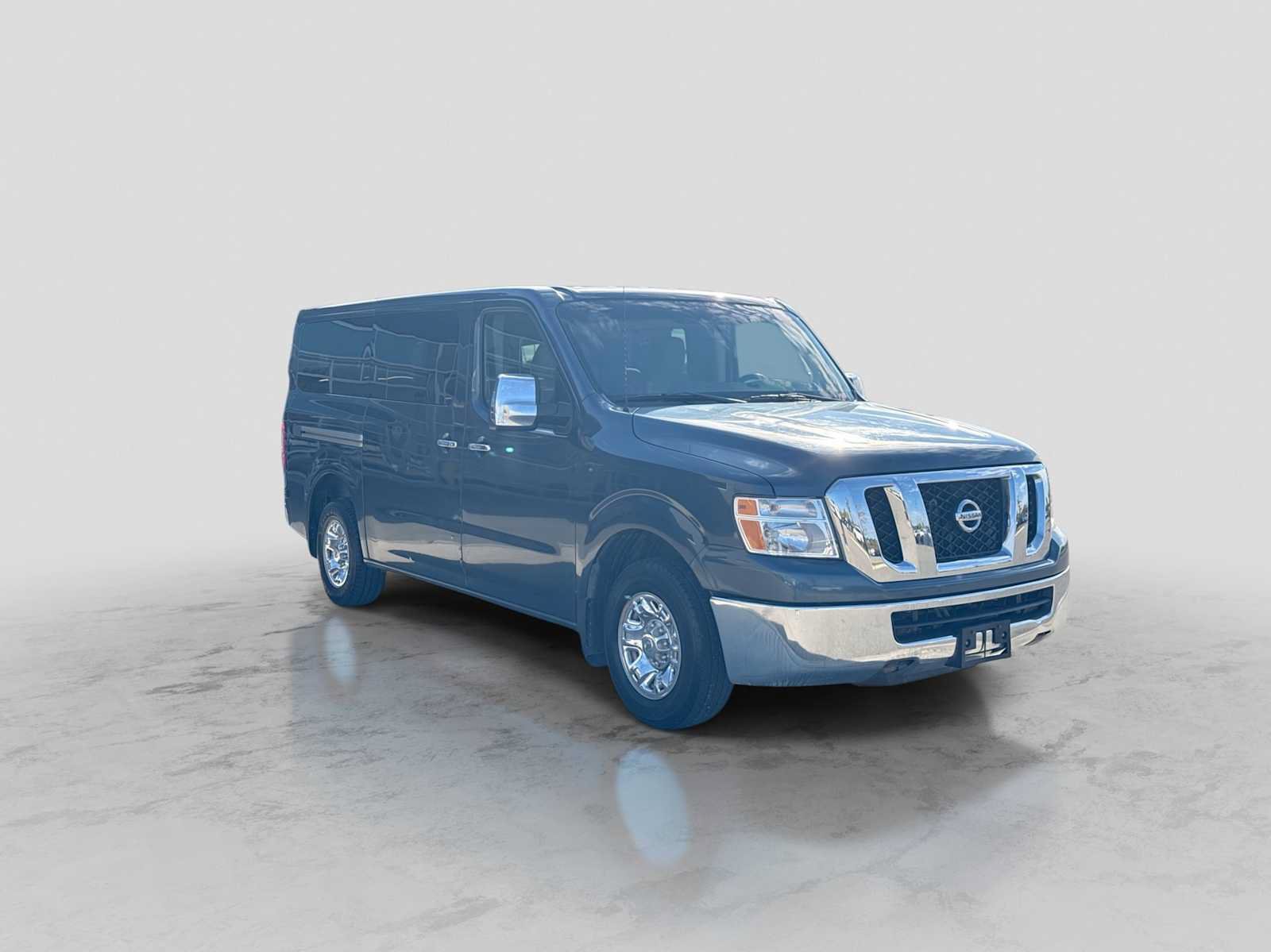 Used 2014 Nissan NV 3500 SV w/ Technology Package RWD image 8