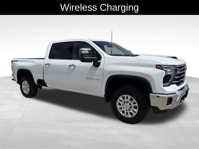 Certified 2025 Chevrolet Silverado 2500 LTZ w/ LTZ Convenience Package AWD/4WD image 9