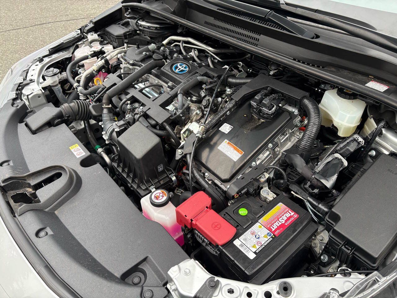 Used 2022 Toyota Corolla LE w/ Premium Interior Package FWD image 23