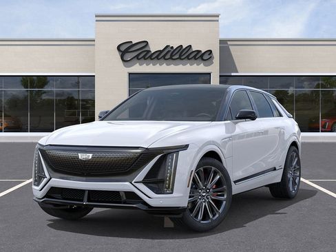 New 2026 Cadillac Lyriq V image 6