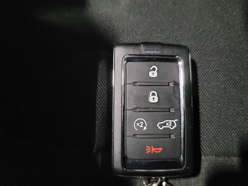 Used 2022 Jeep Grand Cherokee L Laredo w/ Luxury Tech Group I image 32