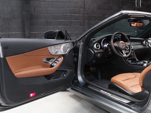 Used 2017 Mercedes-Benz C 300 Cabriolet image 27