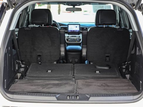 Used 2023 Ford Explorer XLT w/ Equipment Group 202A image 26