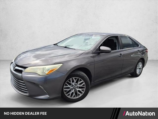 Used 2017 Toyota Camry LE FWD image 1