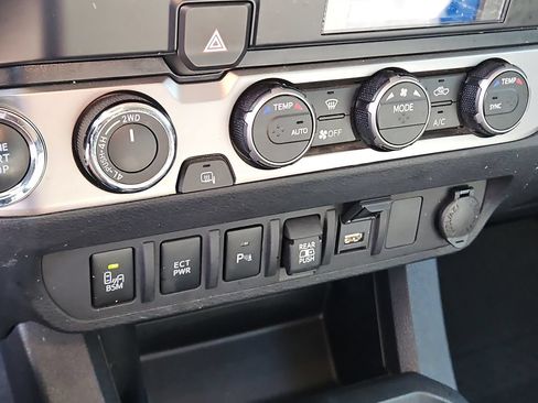 Used 2023 Toyota Tacoma 4x4 Double Cab w/ Trail Edition image 31