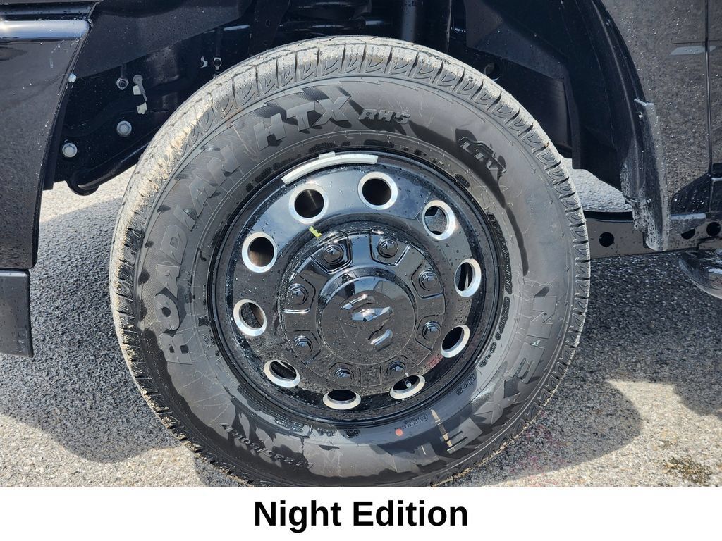 New 2026 RAM 3500 Laramie w/ Night Edition AWD/4WD image 11