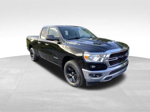 Used 2020 RAM 1500 Big Horn AWD/4WD image 3